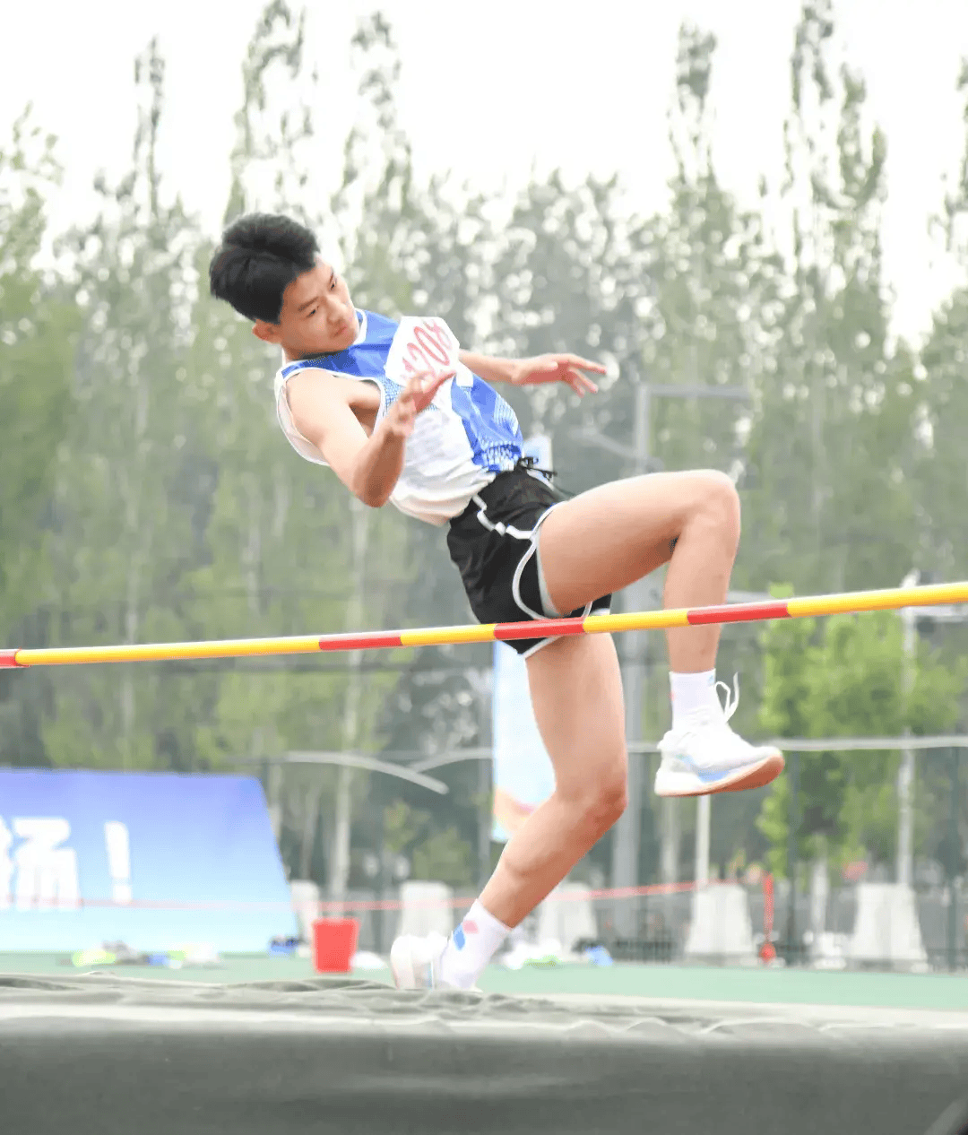 包含全国青少年高空跳绳大师赛，突破极限的青春热血的词条